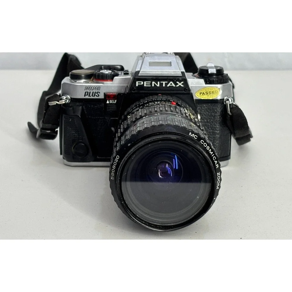 Pentax Program Plus 35mm SLR Camera With Zoom 28-80mm f/3.5-4.5 Lens Vintage 90s
